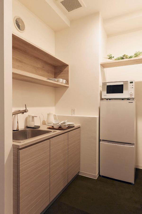 Asrama Turn Table Tokyo